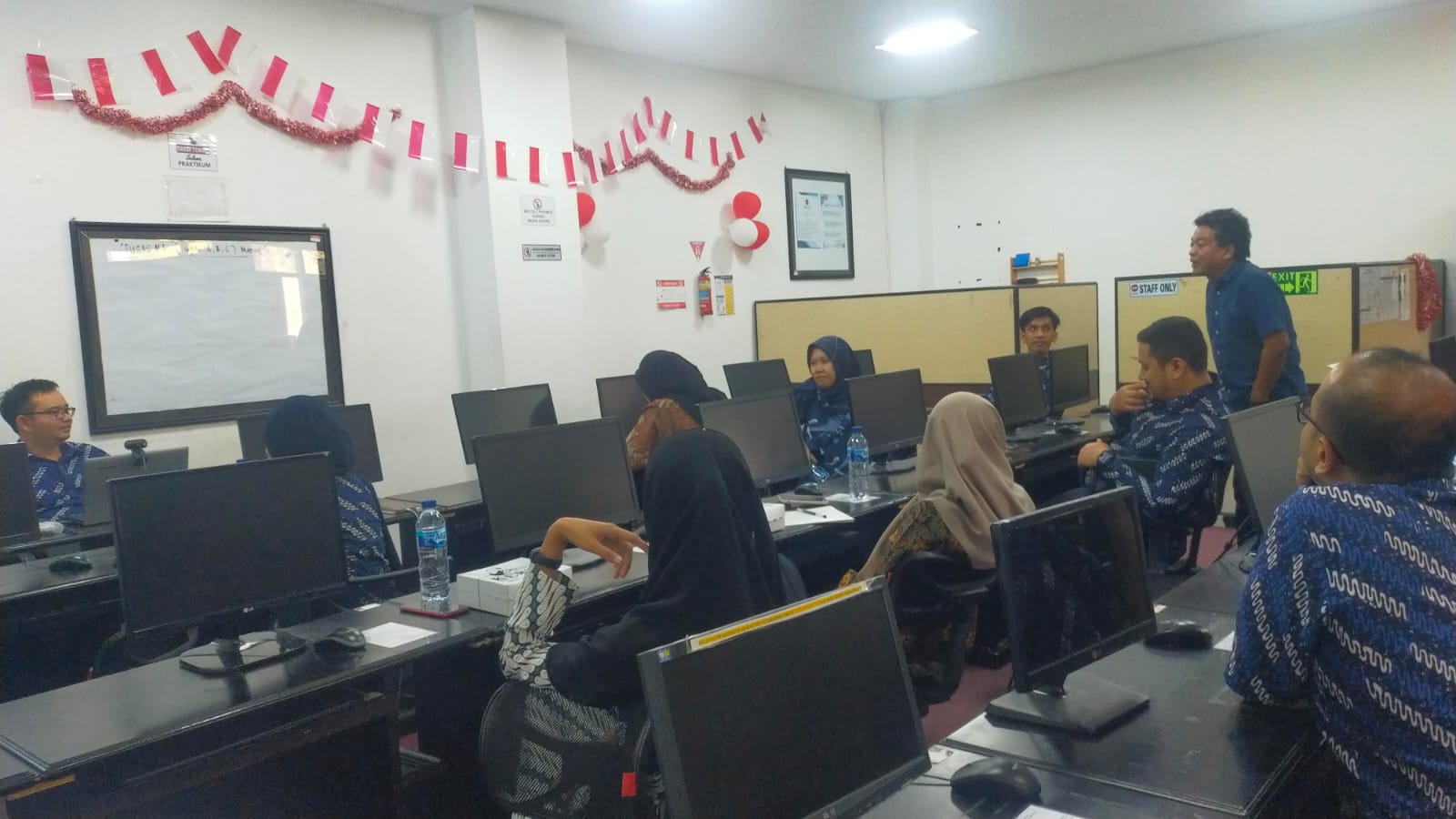 Persiapan Praktikum Semester Ganjil 2023/2024: Program Studi Teknik ...